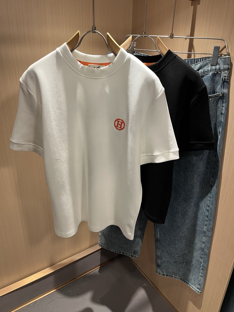 H**me5 t-shirt